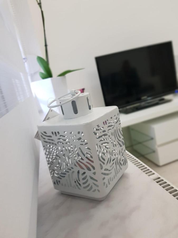 Apartman Kristina - Self Check In & Check Out Otočac Eksteriør bilde